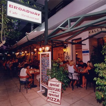 Ξενοδοχείο Kallys *